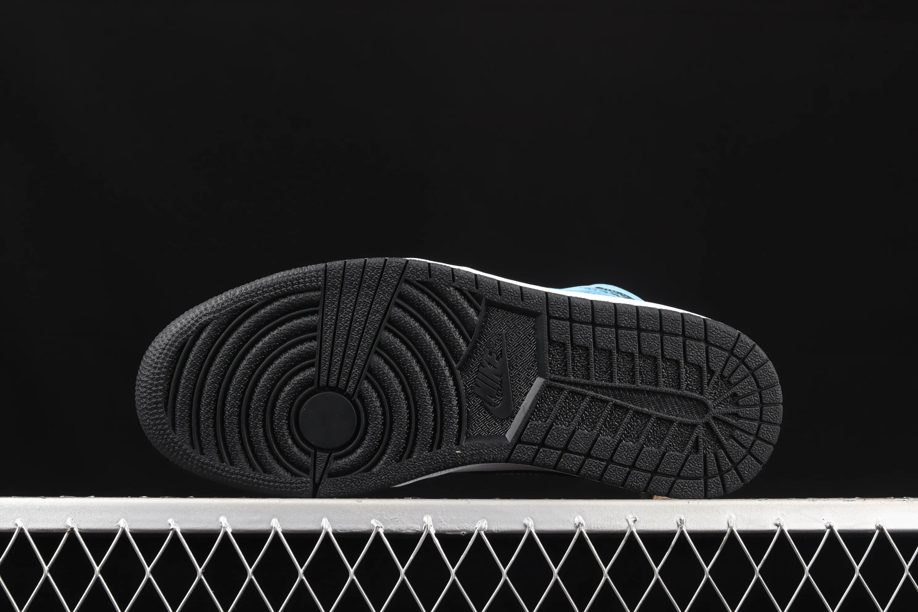All categories Air Jordan Jordan series basketball shoes Air Jordan 1 High Pure original version Air Jordan 1 High OG Pro "Total Orange" AJ1 Joe 13M blue and white stitching high-top basketball shoes DC6515-100